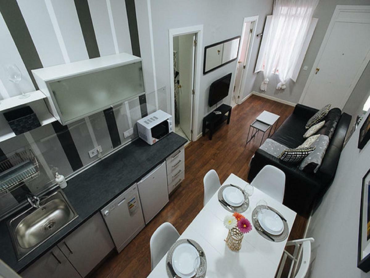 Divi Apartments Martinez Montanes Seville Exterior photo